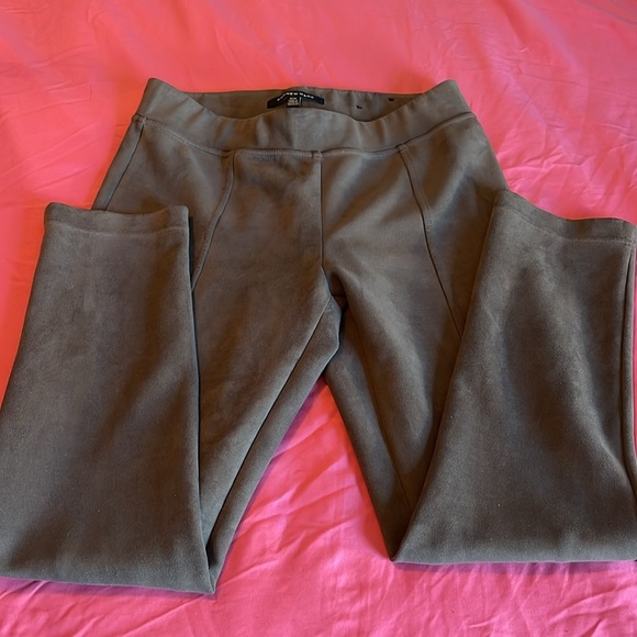 Andrew Marc suede dress leggings - Picture 2 of 7